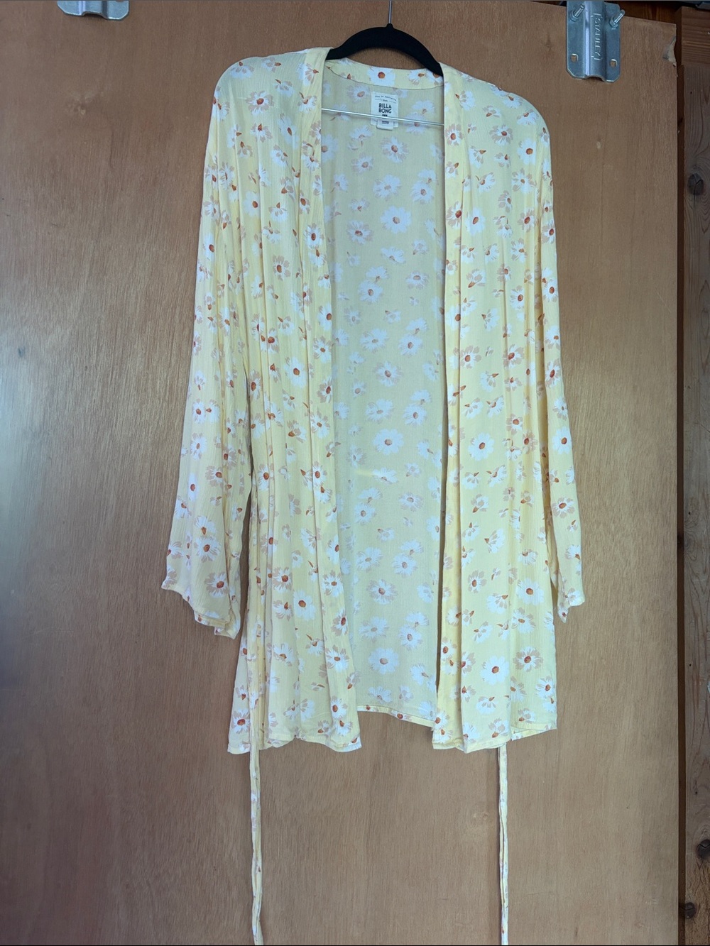 Daisy print Billabong robe
